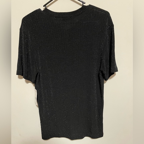 Black Short Sleeve Women's Top - Picture 3 of 4